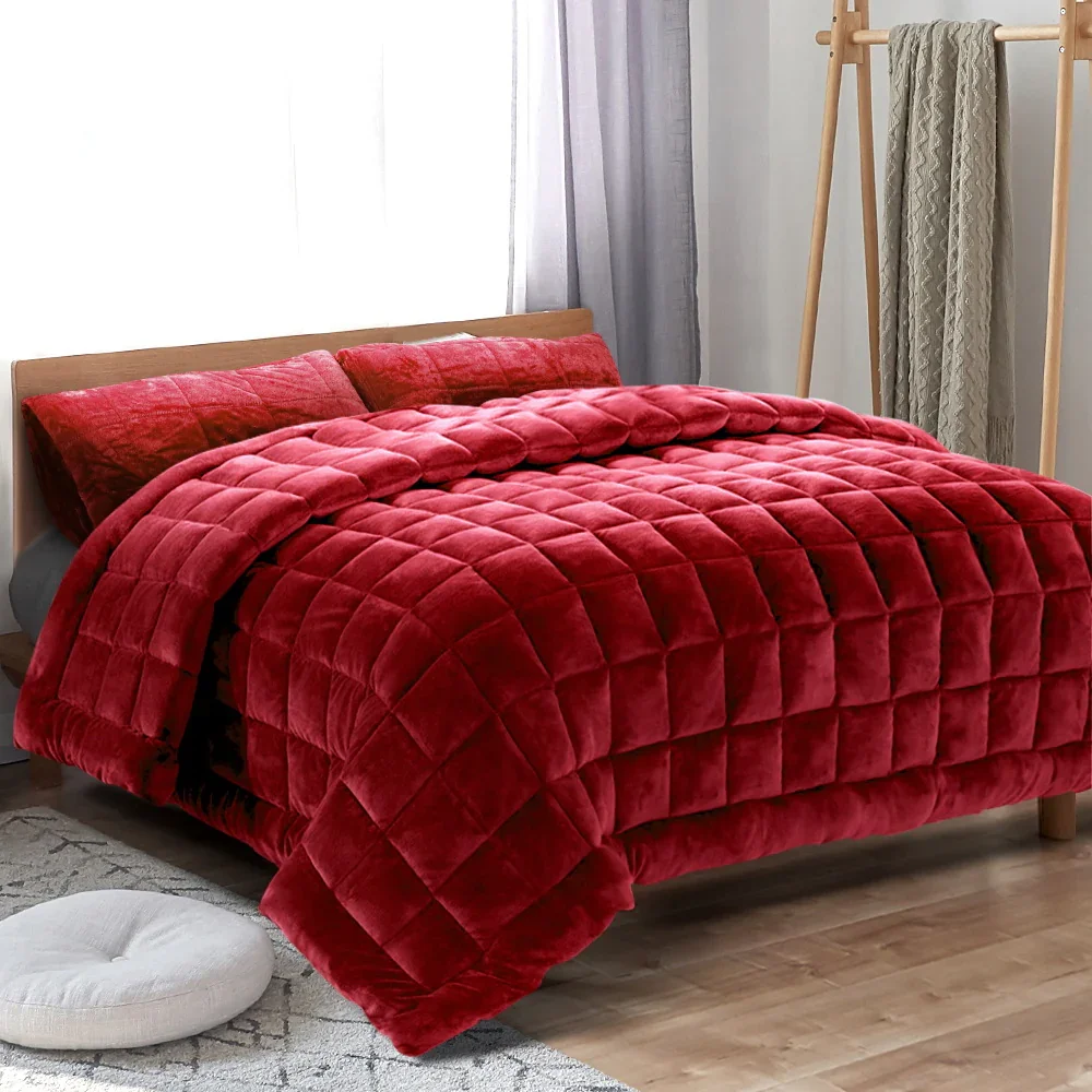 Faux Mink Quilt Burgundy Super King - Image 7