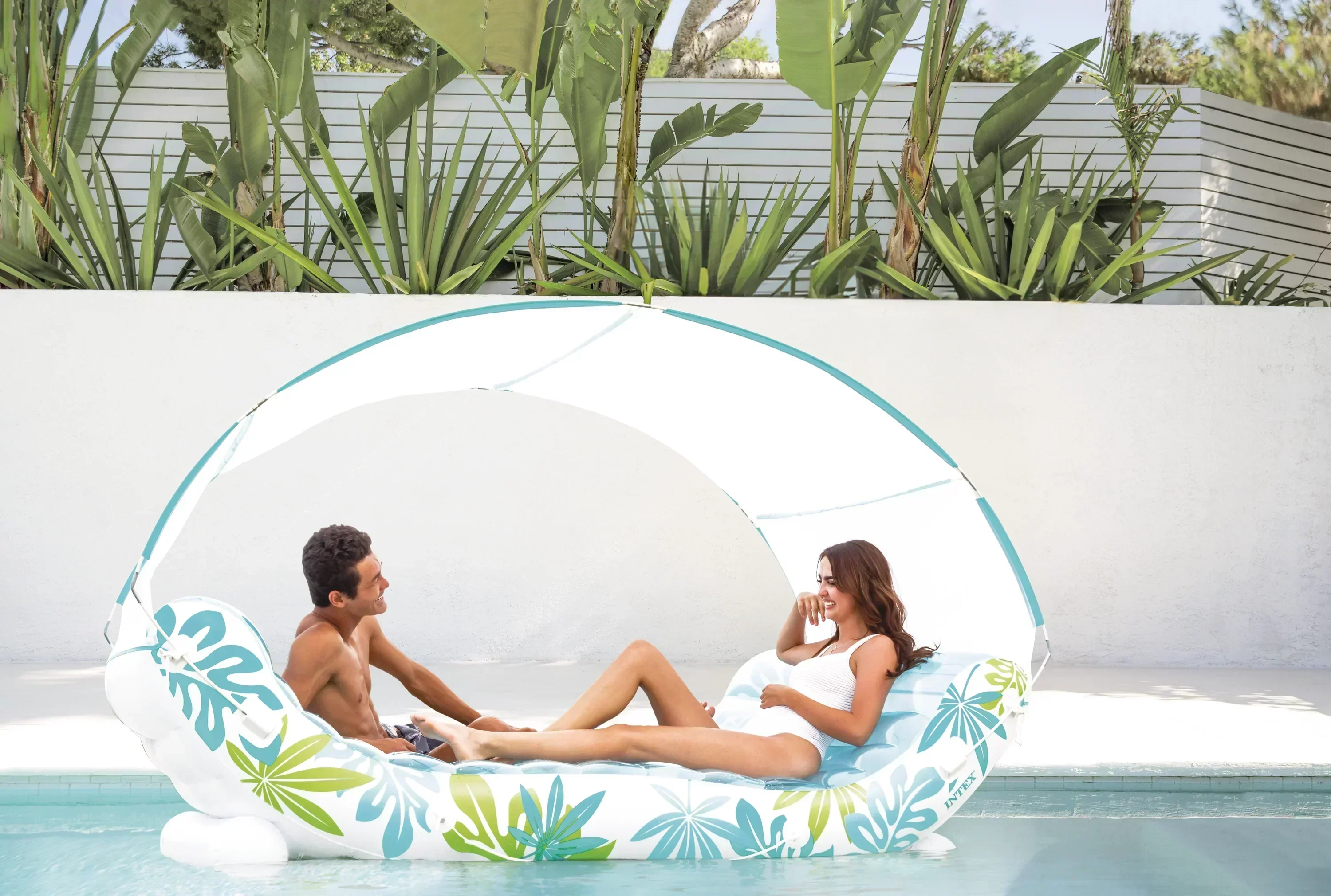Tropical Canopy Inflatable Lounge 56294