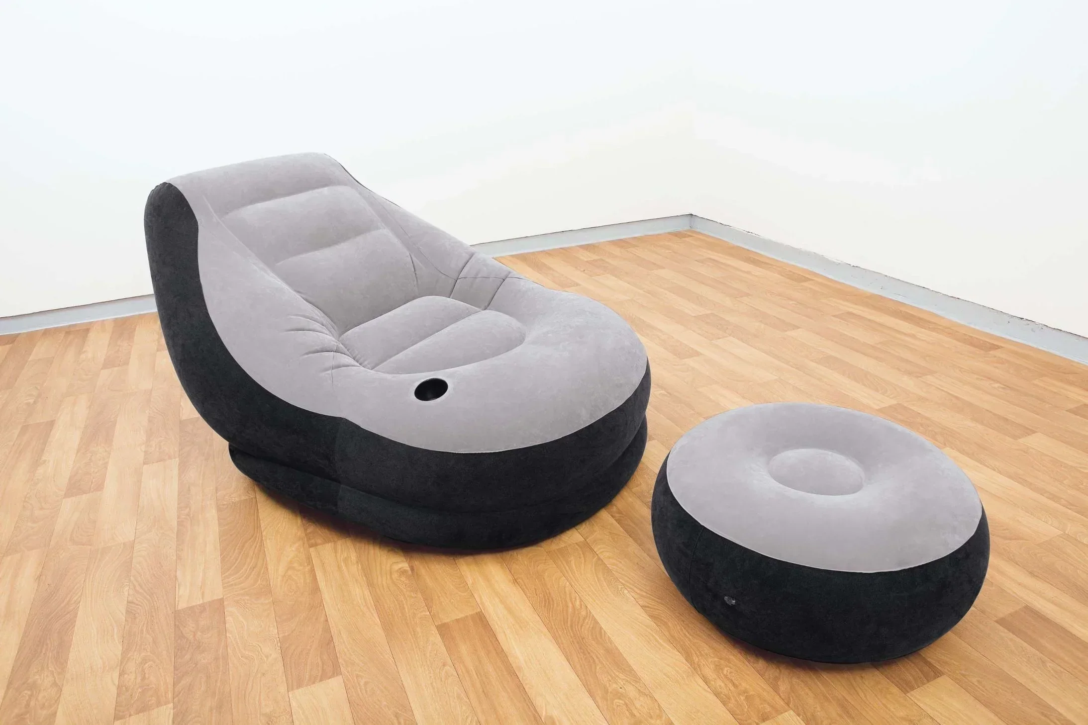 Ultra Lounge Inflatable Chair and ottoman 68564 - Image 3