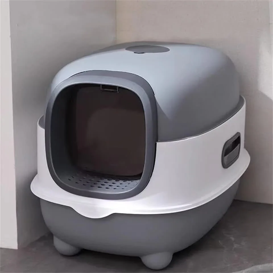Large Capacity Enclosed Cat Litter Box with Hood and Scoop, Leak-Proof Design - Image 2