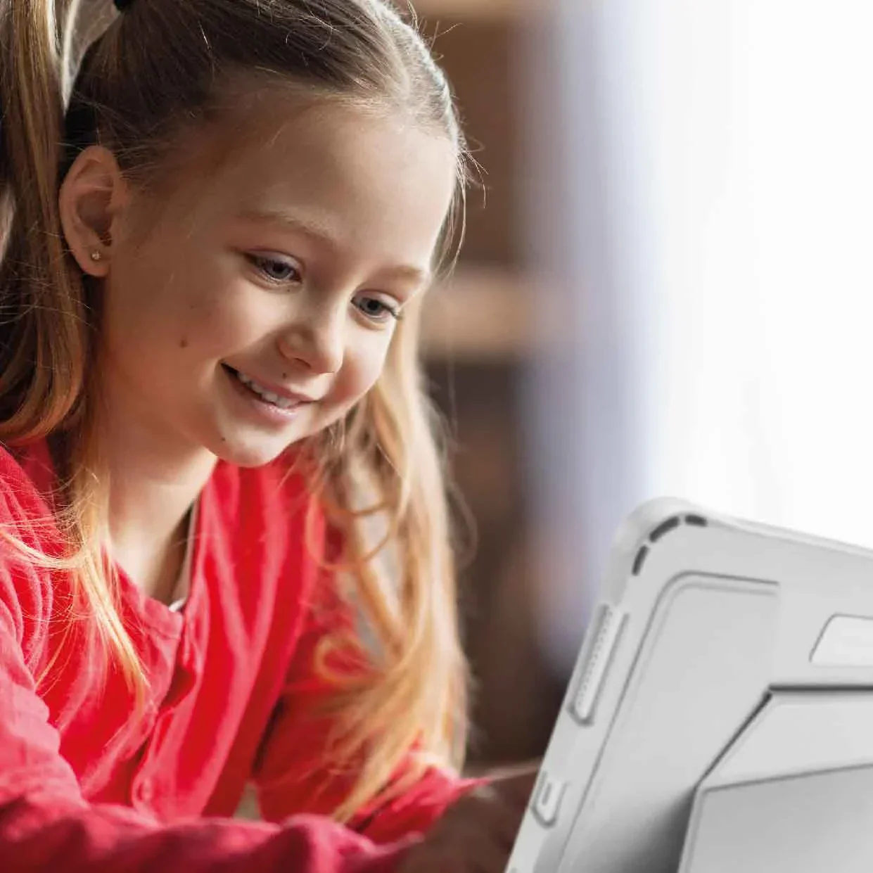 iPad 10.9-inch Wireless Keyboard Case White - Image 2